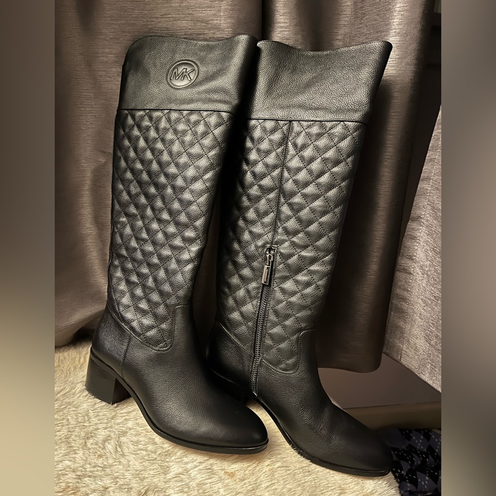 Michael Kors tall leather boots size 7.5